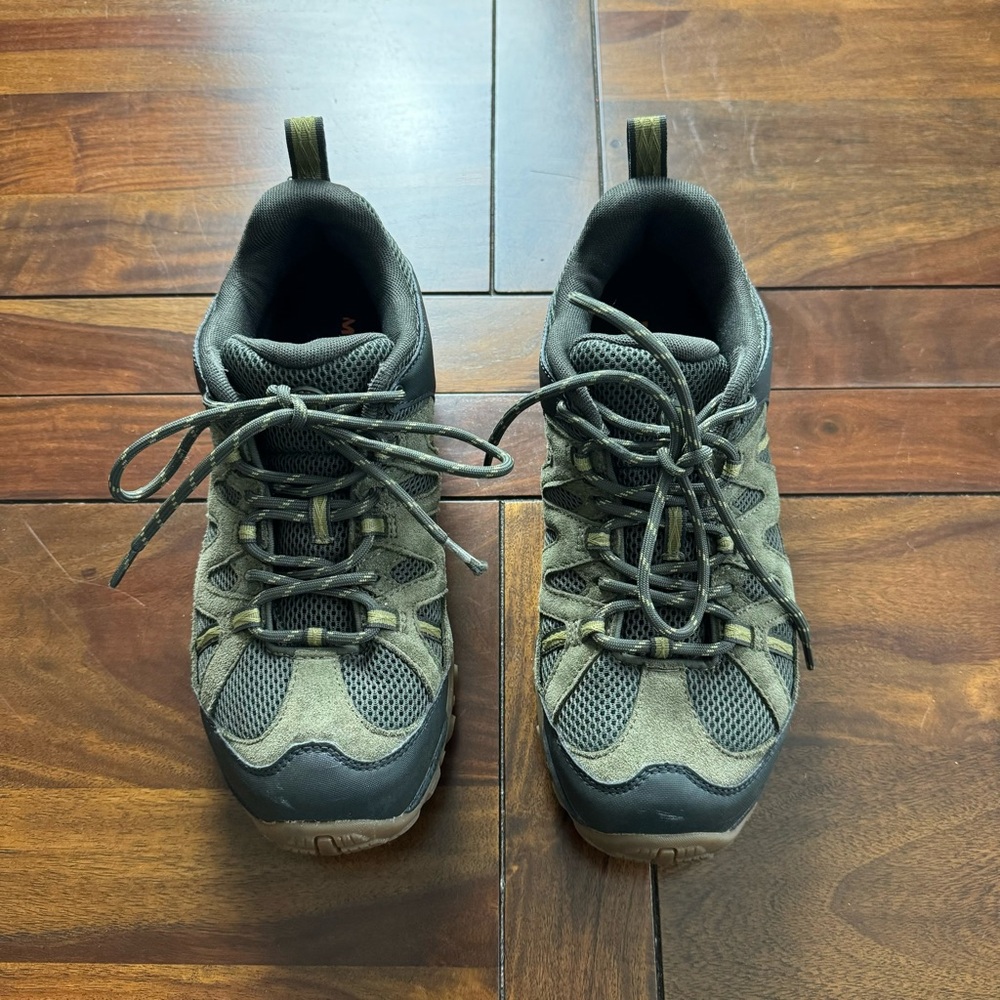 Merrell Men’s Alverstone low hiking boot, size 8